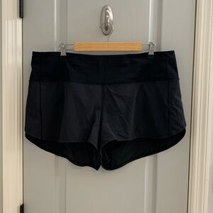 Lululemon Speed Up High-Rise Shorts 2.5” Black Size 16 Like New